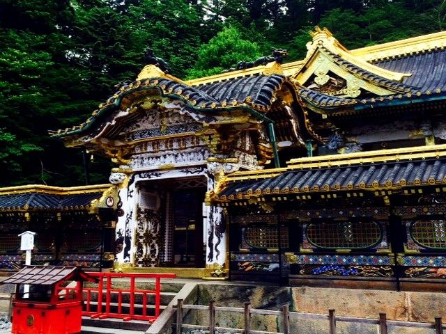 観光には路線バスが便利。もちろんホテルからバス停までは徒歩圏内です！