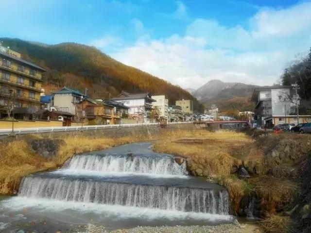 歴史溢れる温泉地【湯田中温泉】満喫しましょう(≧▽≦)