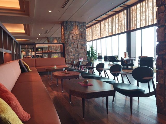 広くて大きなホテルでの予約業務