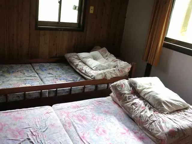 寮の部屋はまるで学生時代の合宿部屋！！みんなでワイワイ楽しく出来ちゃいます！！