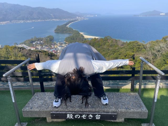 有名な天橋立展望台からすぐの老舗旅館でのお仕事です。