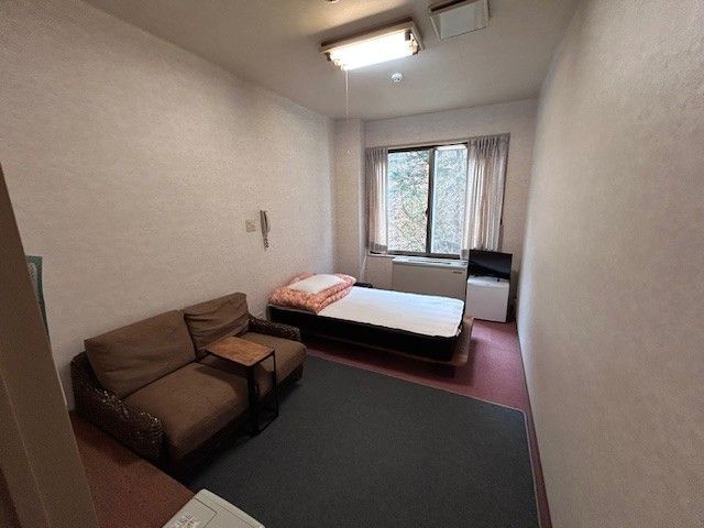 全館Wi-Fi完備ですが、携帯回線が繋がりにくい場合があります。