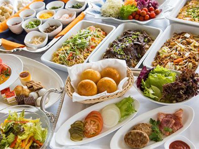 コテージ内のレストランでのお仕事！