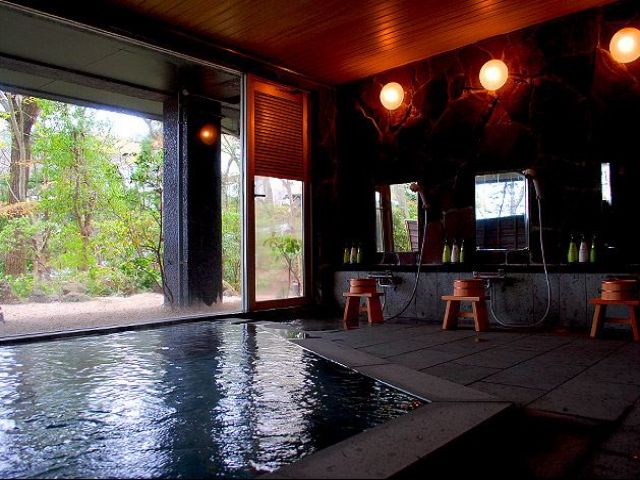 温泉好きな方に朗報★お宿さん自慢の温泉は何と入浴可能！お仕事の後は温泉でリラックス！