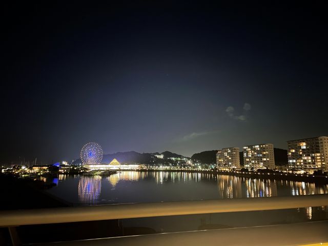 夜景も綺麗です！
色んな風情満喫できます◎