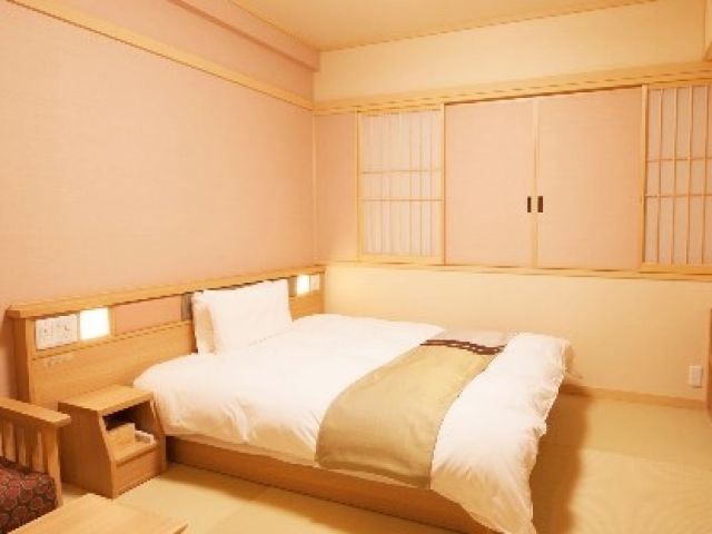 鳥取の境港、市街地での生活。寮は客室なので快適です。