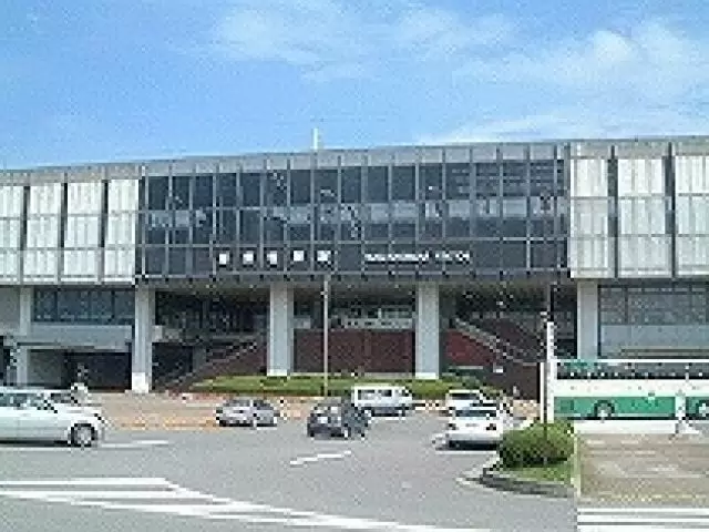 こちらからは路線バスで温泉地に向かいます!