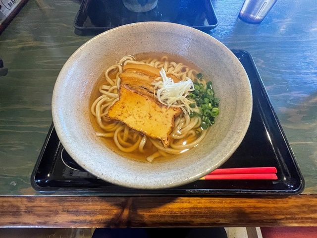 沖縄そばの名店へもすぐ！！！