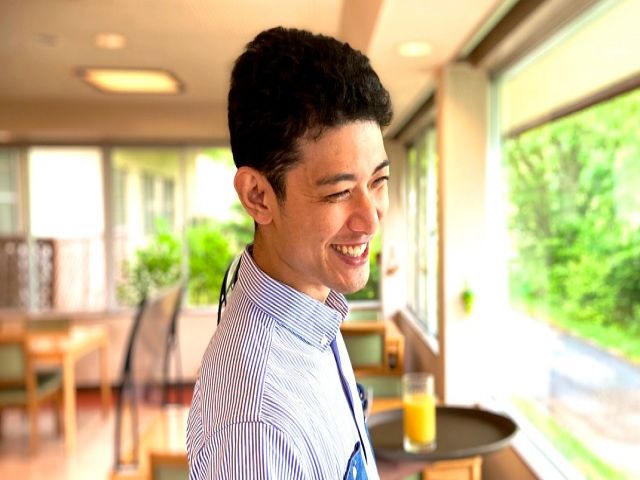 先輩社員さんです。分からないことは何でも聞いてくださいね♪