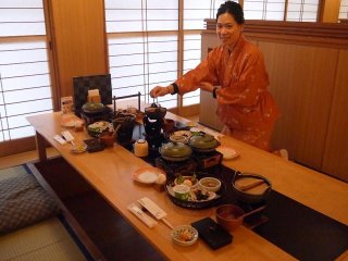 勤務時間は8時間前後で働きやすい職場です！女性に人気な昼神温泉☆リピート率◎の施設です