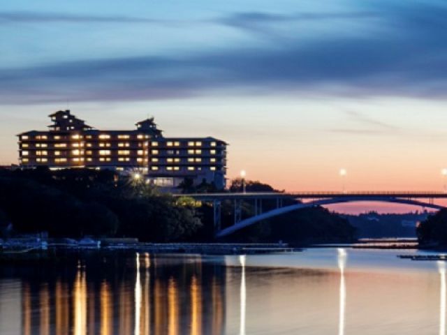 海、森に囲まれた環境で今年の思い出を。自然いっぱいの環境でのお仕事です♪