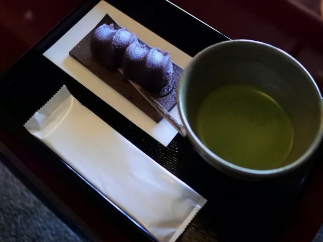 休みの日はおかげ横丁で食べ歩きしてみませんか？
新しい発見があるかもです！？