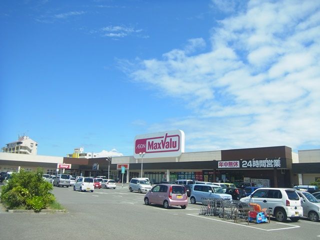 市街地にあるので、買い物には困らず、グルメも楽しめます♪