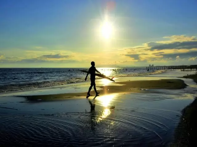 サーフィンのメッカ、宮崎☆休日はサーフィン三昧もオススメ☆