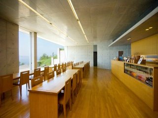 外国人に大人気の観光地☆アートな離島、『直島』でのお仕事デス☆英語を学べるチャンス！