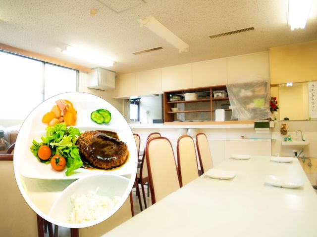 従業員食堂では毎日温かいご飯を食べる事ができます!!
