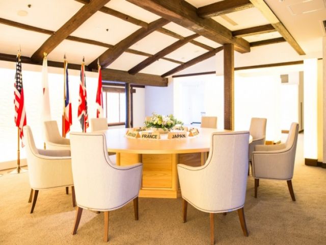 有名リゾートホテルで憧れのフロント業務★人気の【通し・綺麗な寮・美味しいまかない!!】