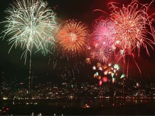 季節問わず花火大会も開催されます！