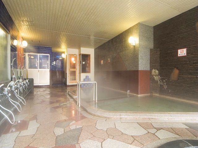 館内の温泉に毎日入り放題！日頃の仕事の疲れも癒されます！