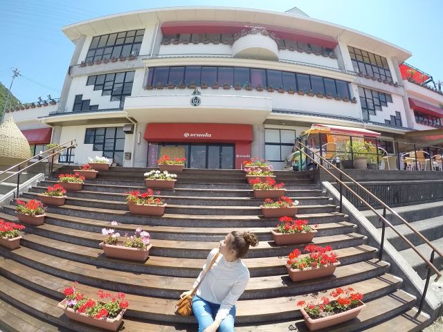 オシャレカフェやパン屋さん巡りもオススメ☆