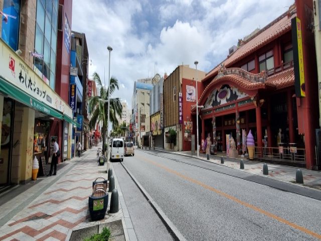 お休みの日には、国際通りにも行けますよ！！