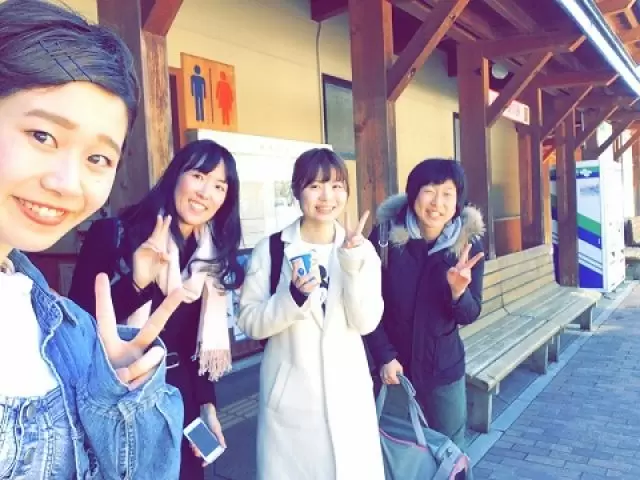 接客好きな方であれば飲食未経験でも大丈夫です☆
明るく元気な方大歓迎♪