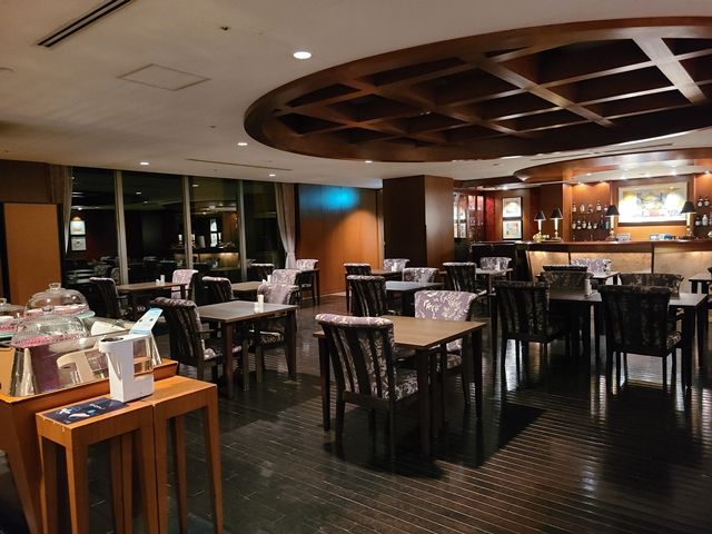 ホテル内の様々なレストラン会場でのお仕事です！