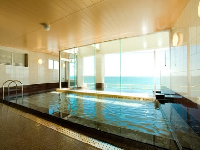 温泉に毎日入れる☆
お仕事終わりの大浴場は最高です!!