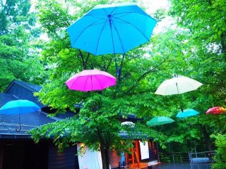 《人気リゾートホテルの大募集！》短期応募可能♪個室・高時給・食事つき☆彡