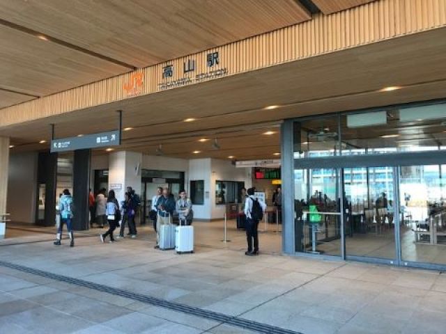 ターミナル駅まで徒歩10分！ここから奥飛騨の温泉地や名古屋など各地に簡単に行けちゃいます！