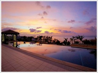＼沖縄本島の海・絶景エリア／徒歩30秒の白い砂浜！青い海♪寮個室築浅/通し/受け入れ◎