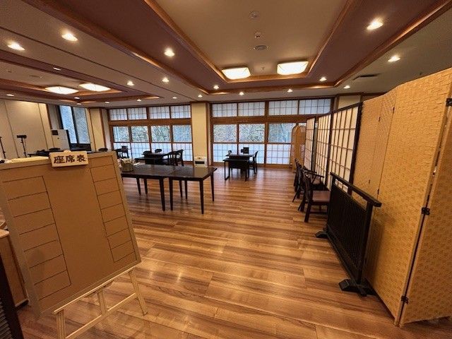 朝と夜に勤務していただく食事処です。
朝はハーフビュッフェ、夜は会食での提供です。