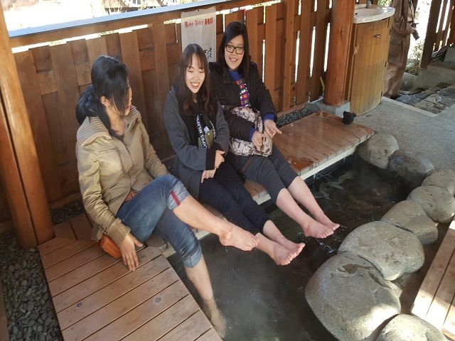 下呂温泉内には9つの足湯がありますので、お好きな足湯を見つけてみては？？