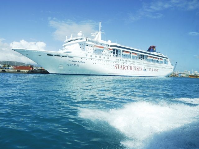 休みの日は離島へ♪八重山諸島と呼ばれる島々が近くにあります！！