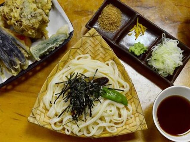 伊香保に来たら「水沢うどん」