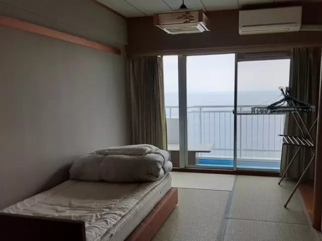 寮はリゾートマンションです。広くて快適と評判です。