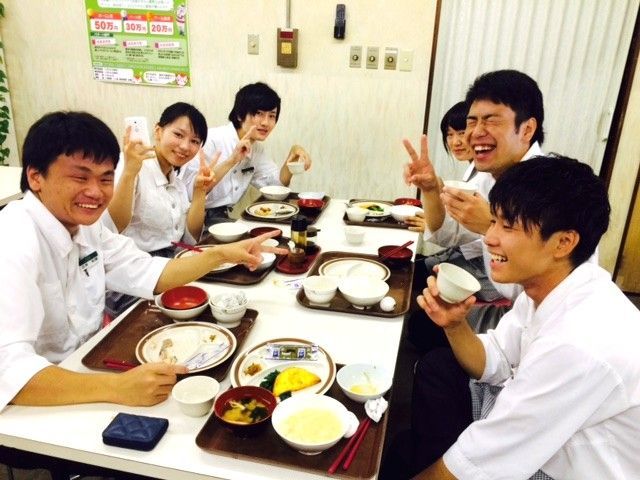 まかないが嬉しい3食付き！休日だって無料なんです！