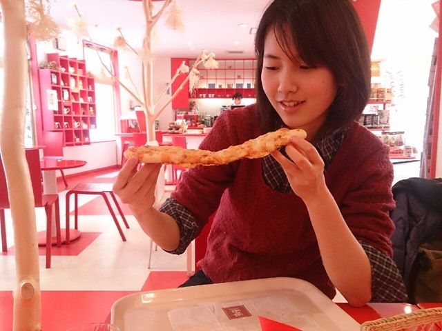食事処はコース提供、明るい接客をお願いします！