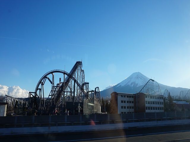 あの有名な遊園地の近くです☆