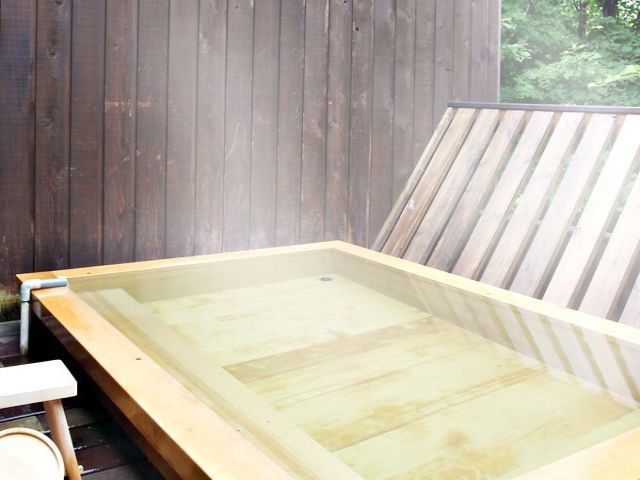 ≪温泉≫自然溢れる露天風呂・美肌の湯が人気です☆