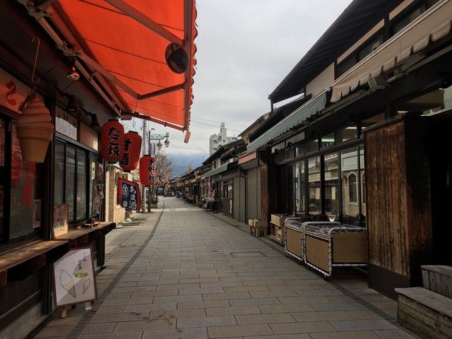 温泉情緒ある街並みです☆