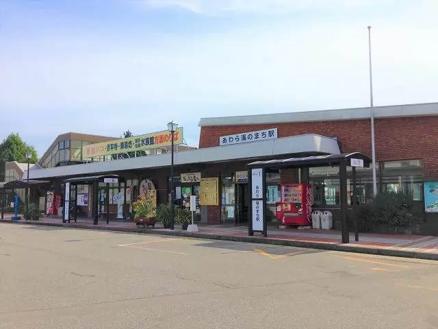駅までは徒歩10分程なので便利です！！