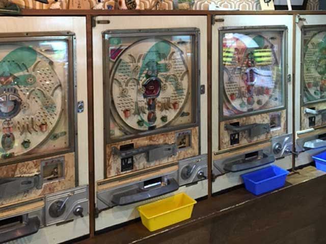 昔懐かしの遊技場。
