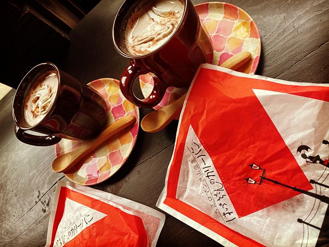 銀山温泉の隠れた？名物、美味しいカレーパンです！