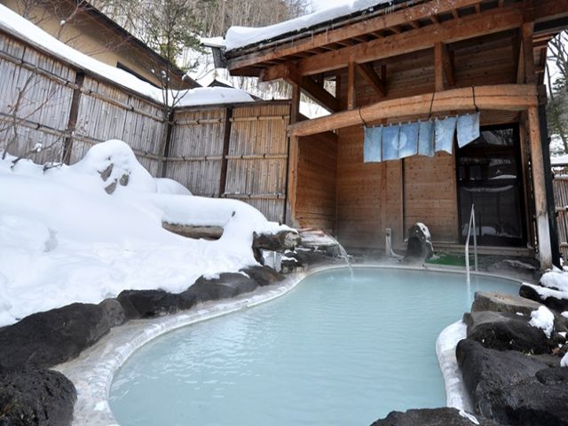 毎日温泉でつるつる美肌をゲット!!
仕事おわりの温泉は最高です♪