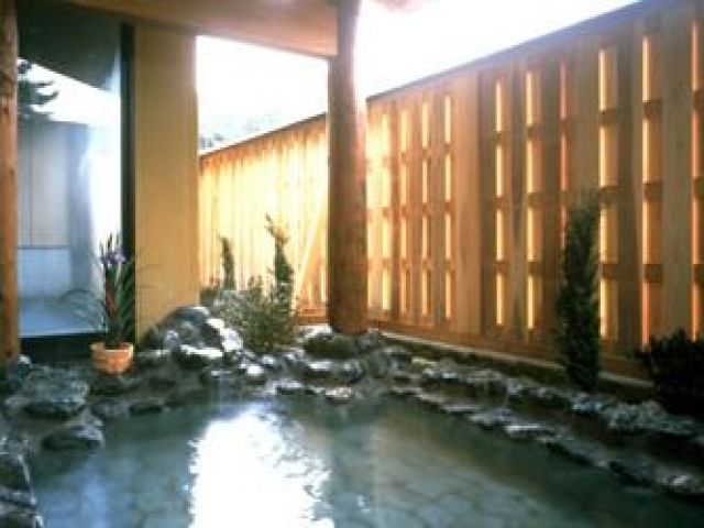 お仕事が終わったら、ゆっくり温泉で疲れを癒してください♪