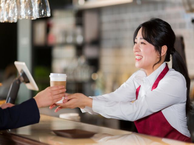 笑顔で接客をお願いします(^^)/