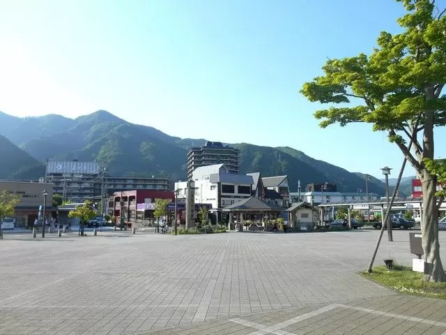 ★鬼怒川温泉駅前★