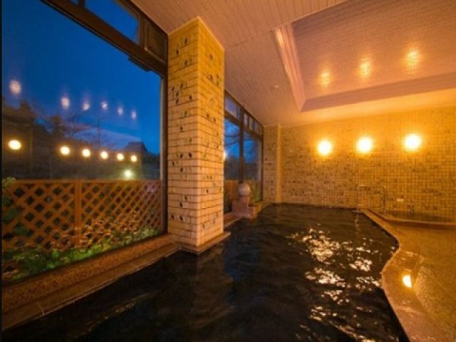化粧水のような少しトロっとしている温泉…
スタッフさんからも評判よくてお勧めです!!