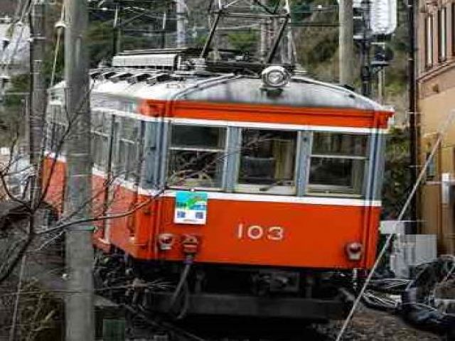 休日に箱根登山鉄道で散策してみてはいかがでしょうか